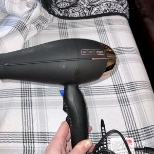CONAIR Infiniti Pro Hair Dryer